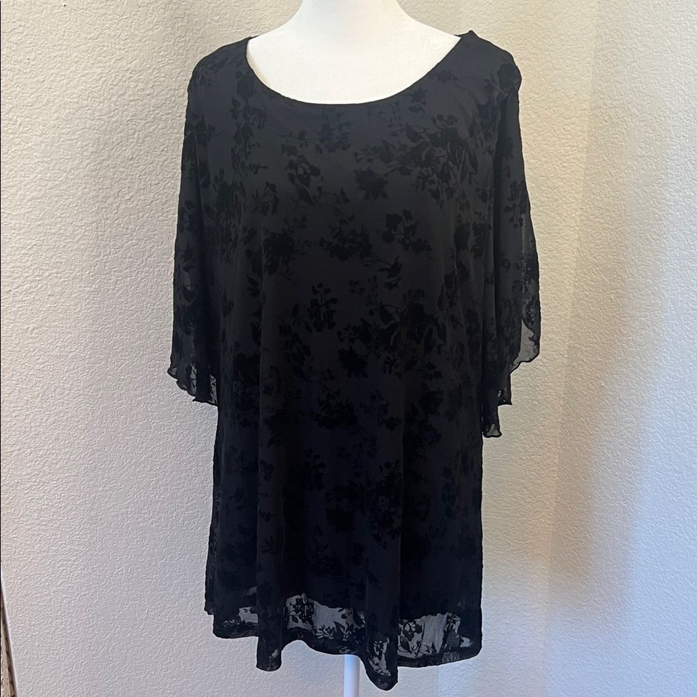 Beautiful Ninedaily Black Floral Flocked Women's Top  - Size 2XL